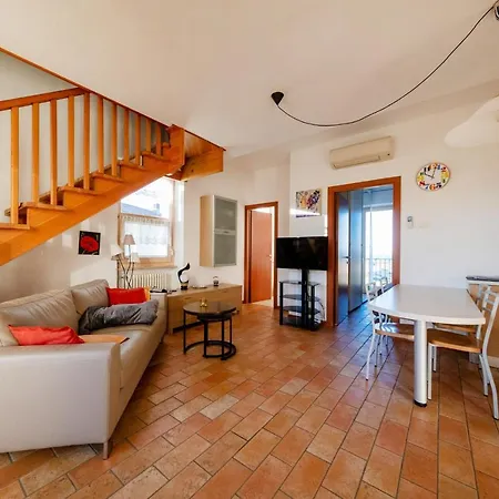 Apartmentsgarda - Rosa Chiarè Appartamento Bardolino
