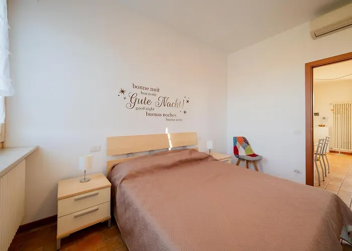 Апартаменти Apartmentsgarda - Rosa Chiare *